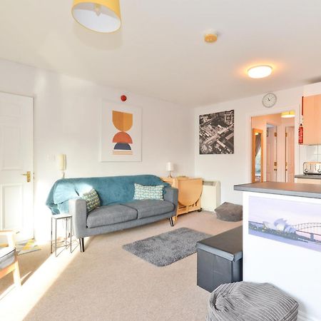 Whippingham, Creek Gardens Appartement Wootton Bridge  Buitenkant foto